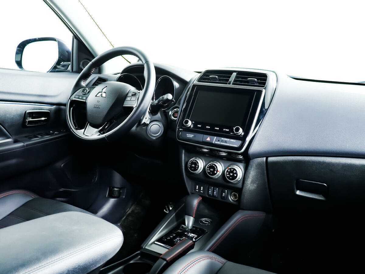Купить Mitsubishi ASX с пробегом. Фото: #8