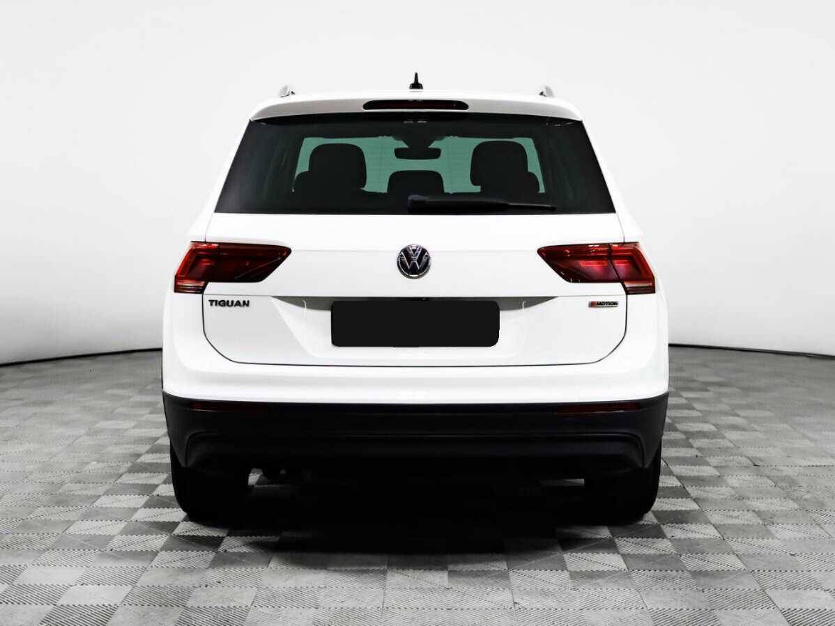 Купить Volkswagen Tiguan с пробегом. Фото: #5
