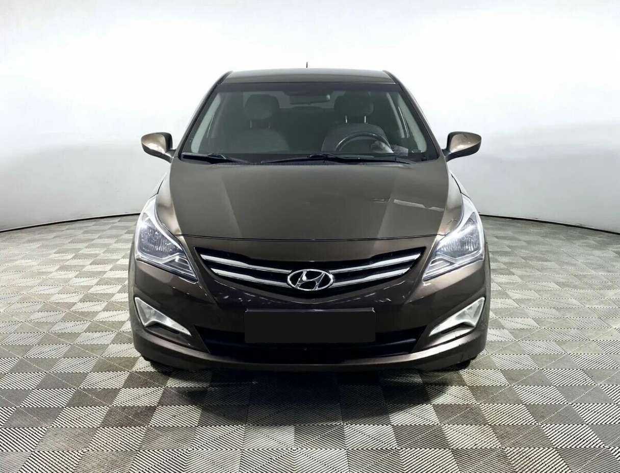 Купить Hyundai Solaris с пробегом. Фото: #1