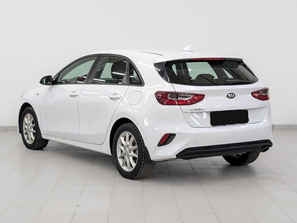 Купить Kia Ceed с пробегом. Фото: #6