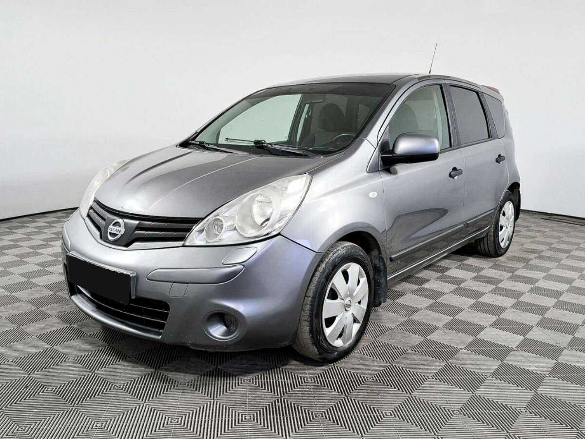 Купить Nissan Note с пробегом. Посмотреть фото