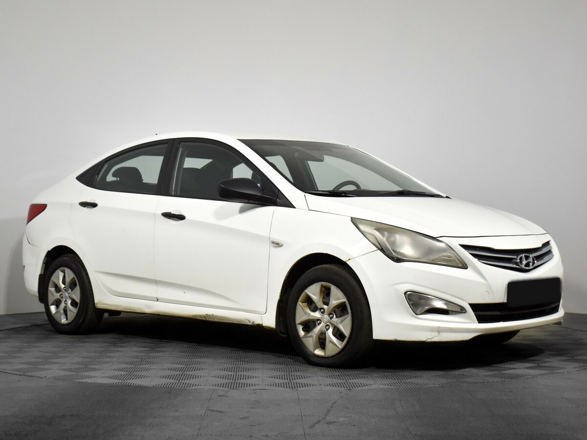 Купить Hyundai Solaris с пробегом. Фото: #2
