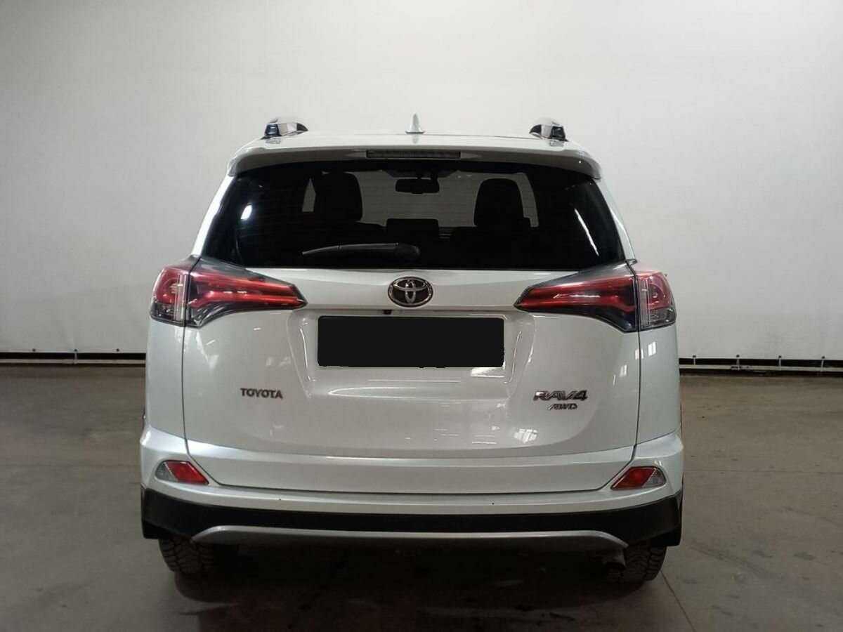 Купить Toyota RAV4 с пробегом. Фото: #5