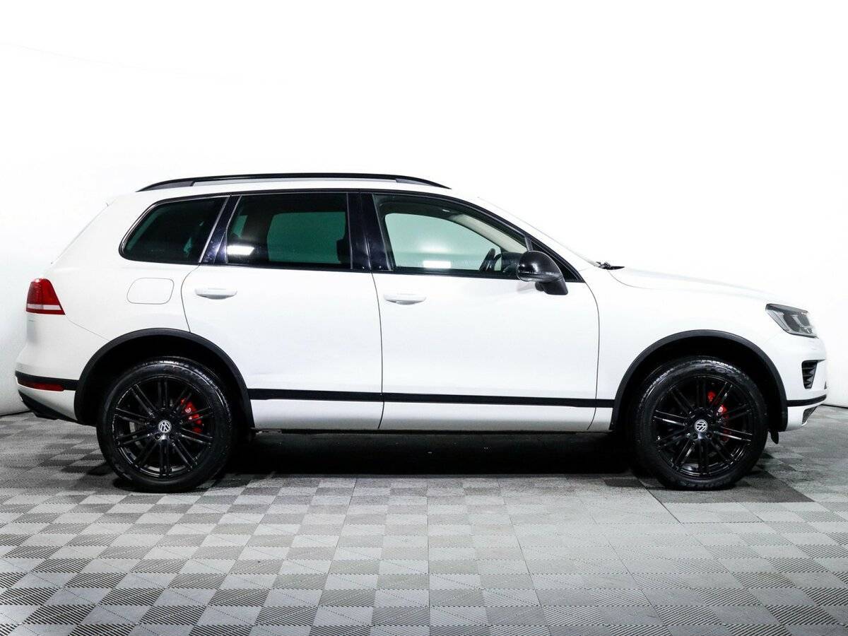 Купить Volkswagen Touareg с пробегом. Фото: #3