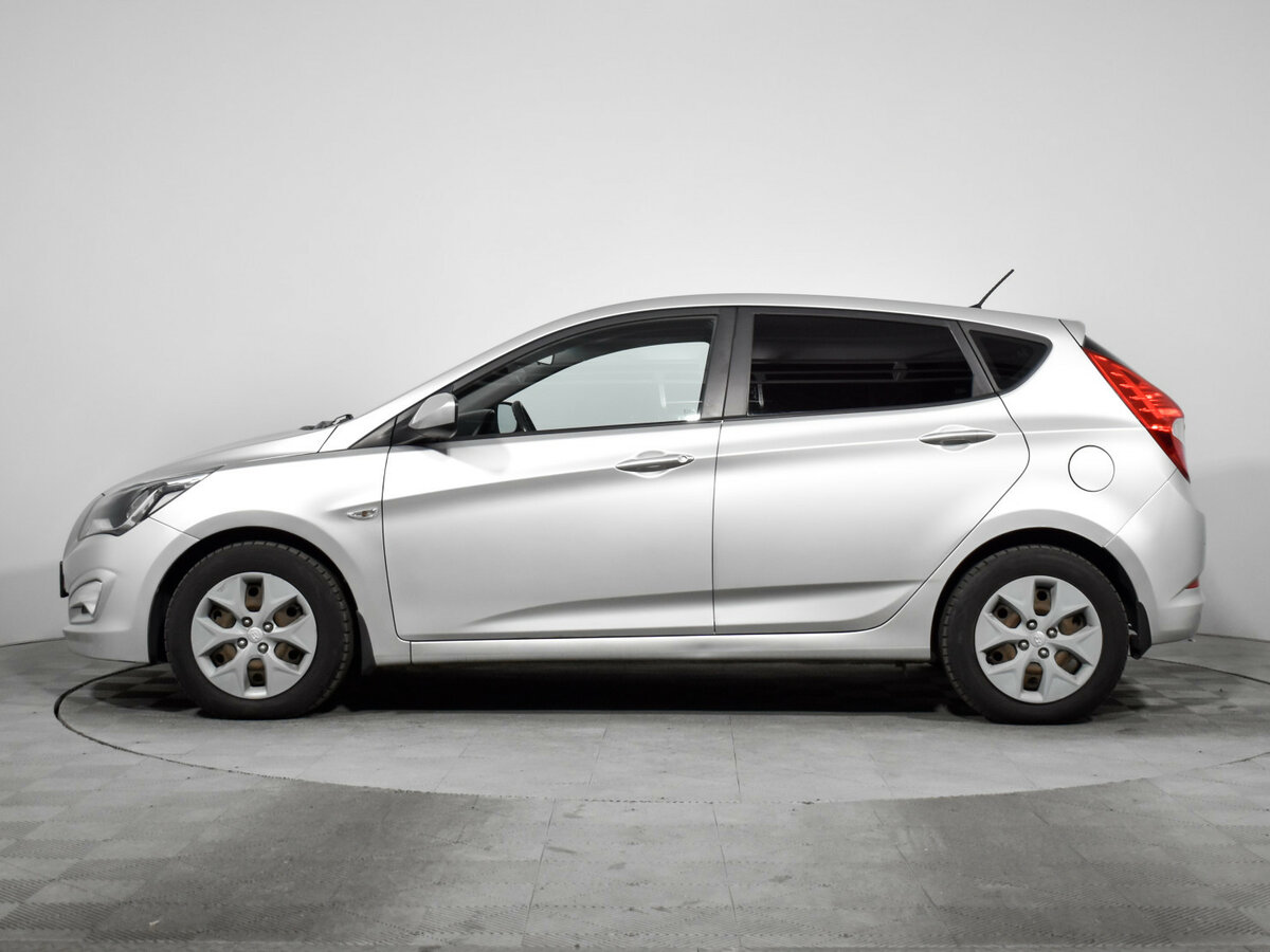 Купить Hyundai Solaris с пробегом. Фото: #7