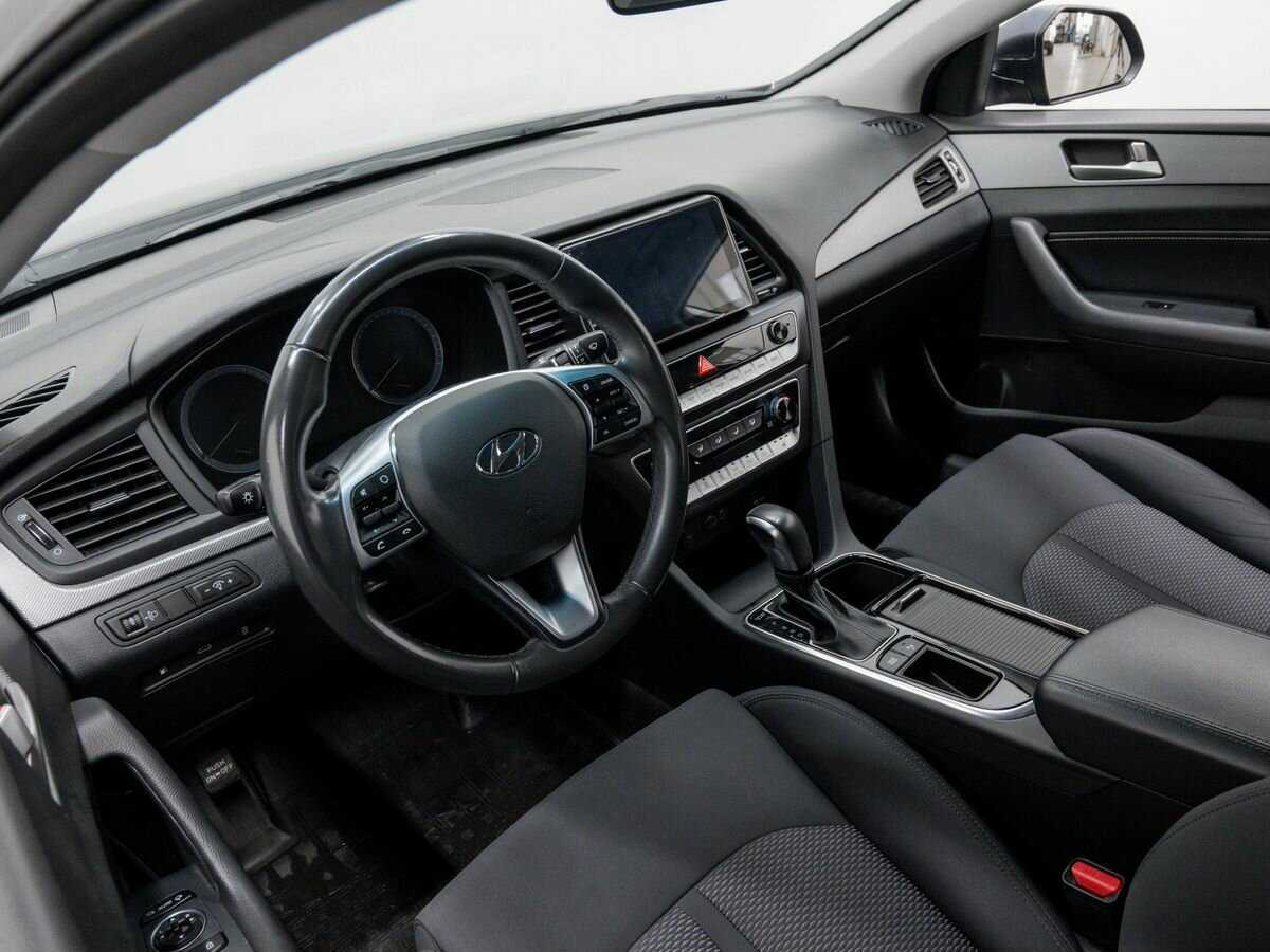 Купить Hyundai Sonata с пробегом. Фото: #12