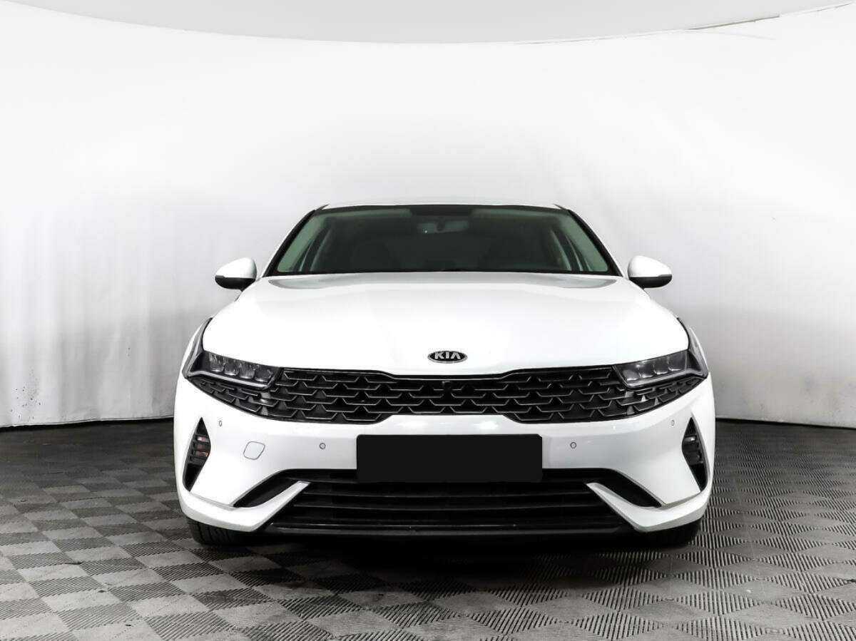 Купить Kia K5 с пробегом. Фото: #1