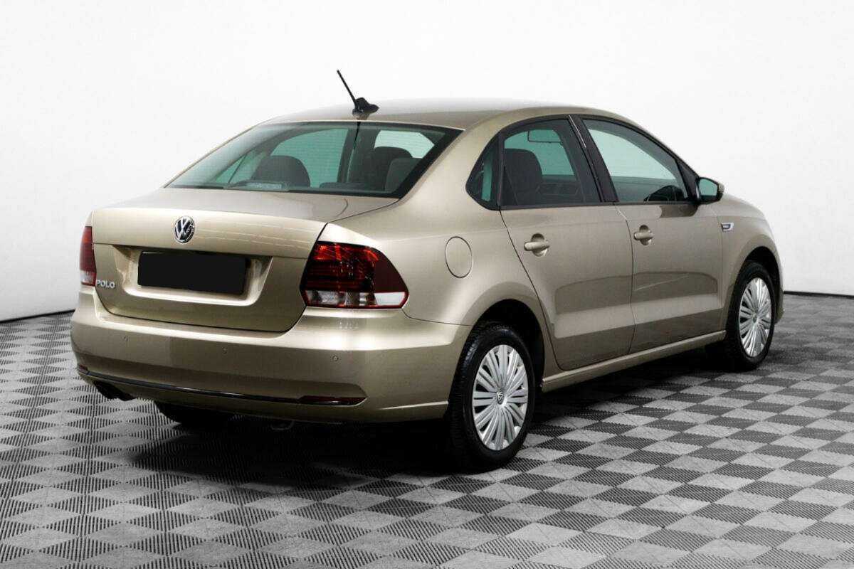 Купить Volkswagen Polo с пробегом. Фото: #4