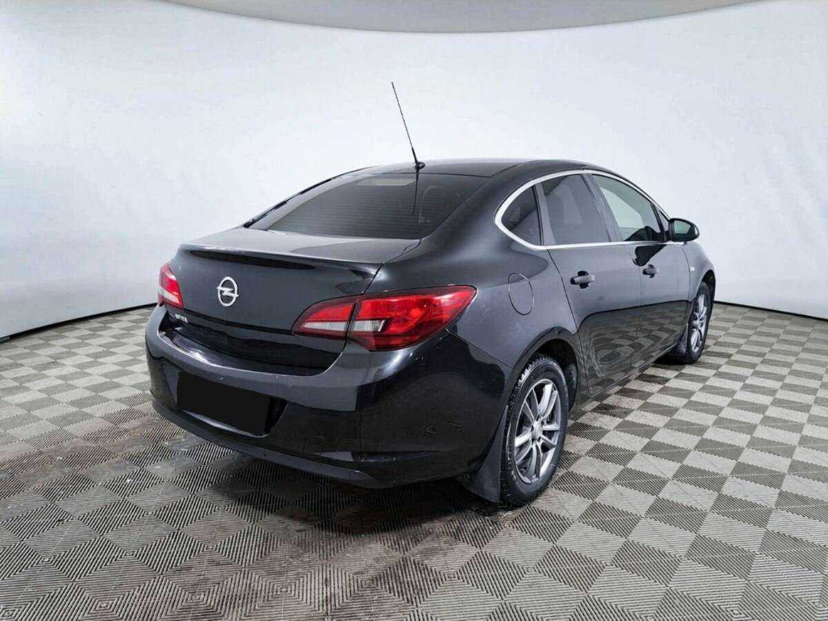 Купить Opel Astra с пробегом. Фото: #4