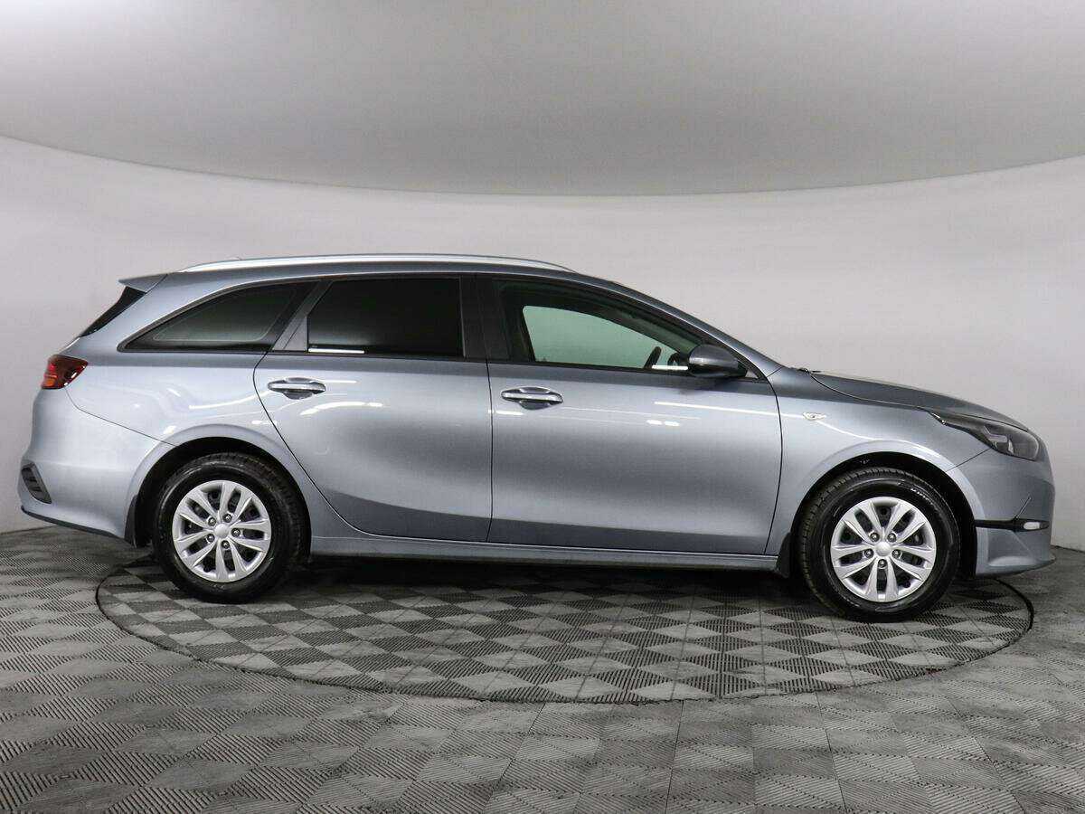 Купить Kia Ceed с пробегом. Фото: #3