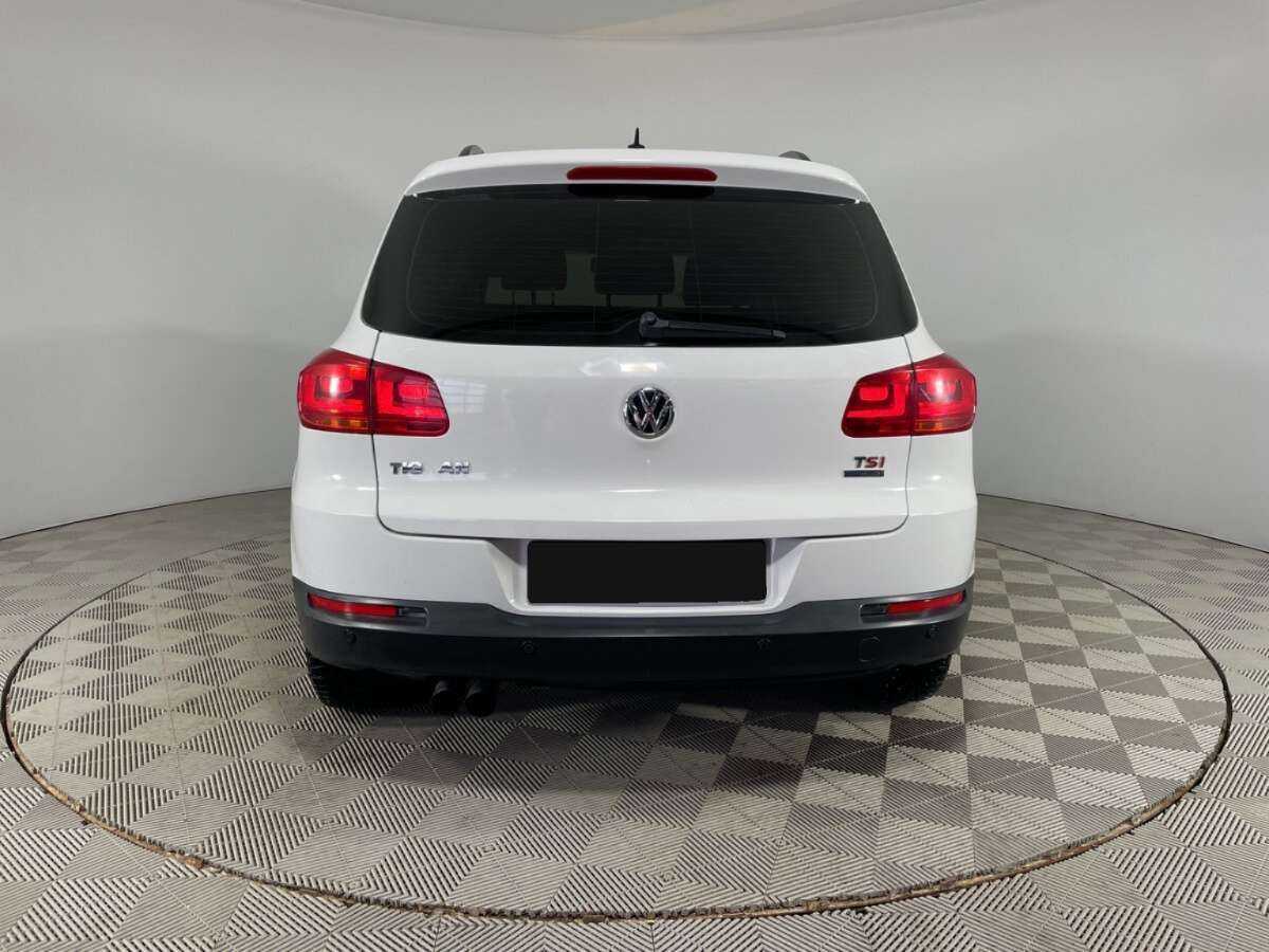 Купить Volkswagen Tiguan с пробегом. Фото: #4