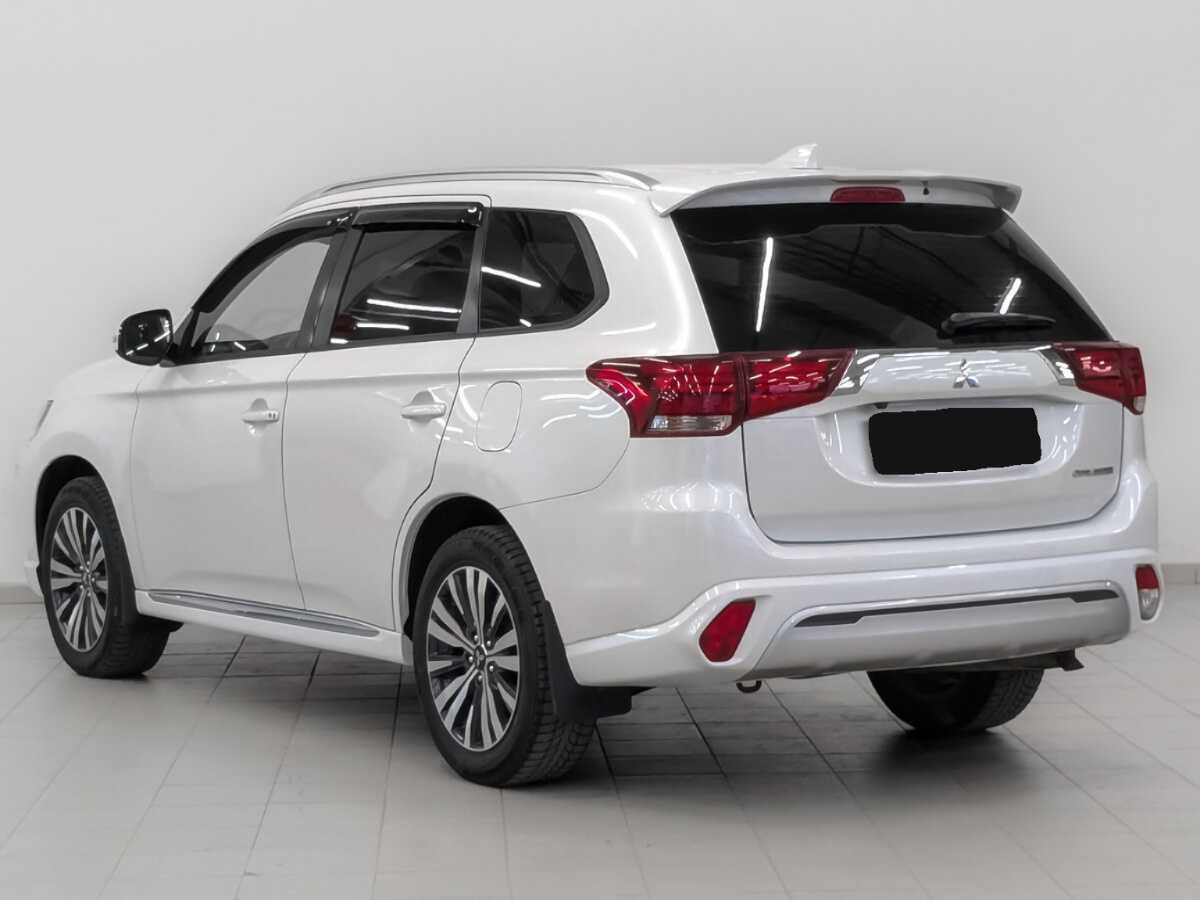 Купить Mitsubishi Outlander с пробегом. Фото: #6