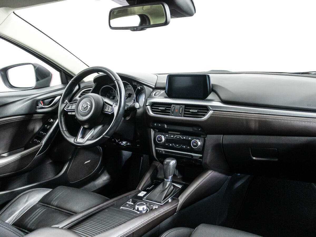 Купить Mazda 6 с пробегом. Фото: #8