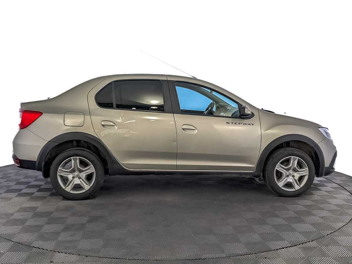 Купить Renault Logan с пробегом. Фото: #3