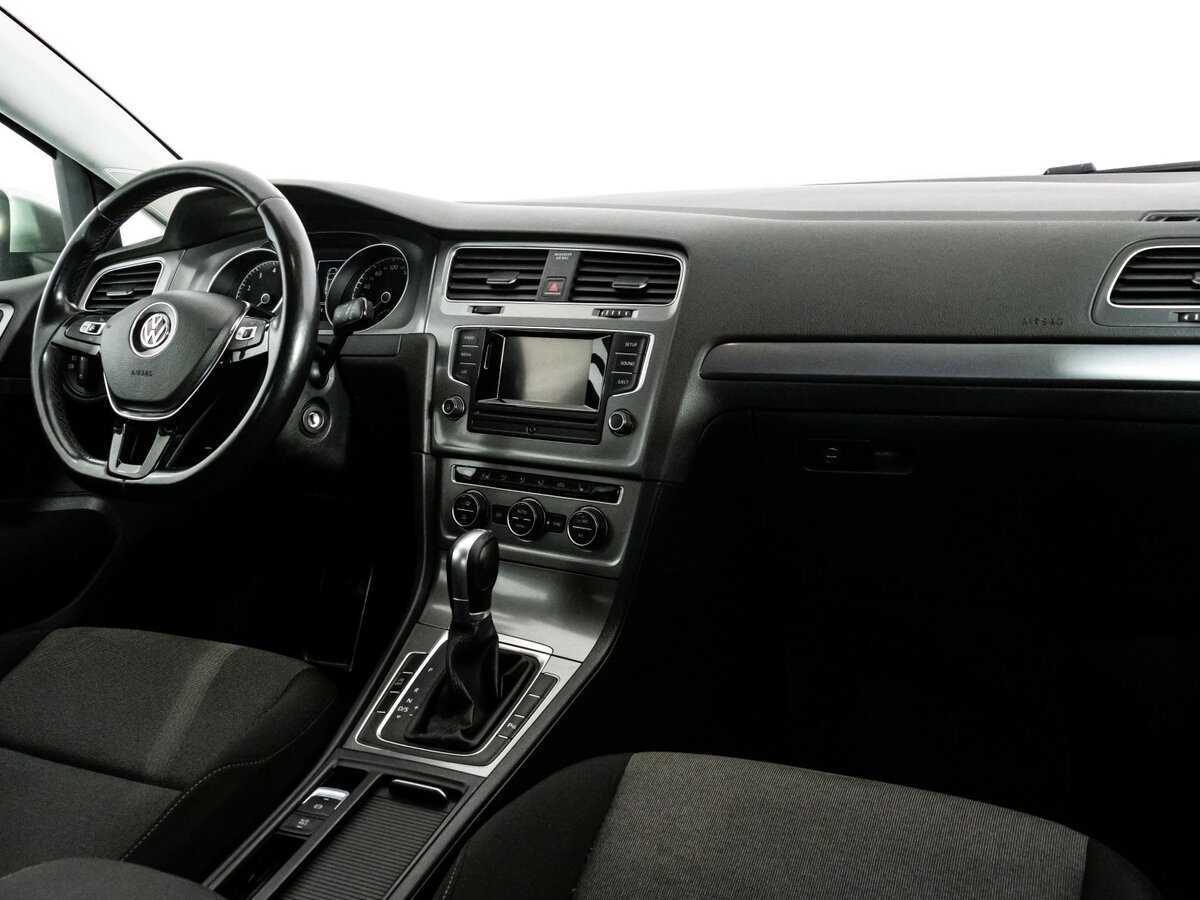 Купить Volkswagen Golf с пробегом. Фото: #6