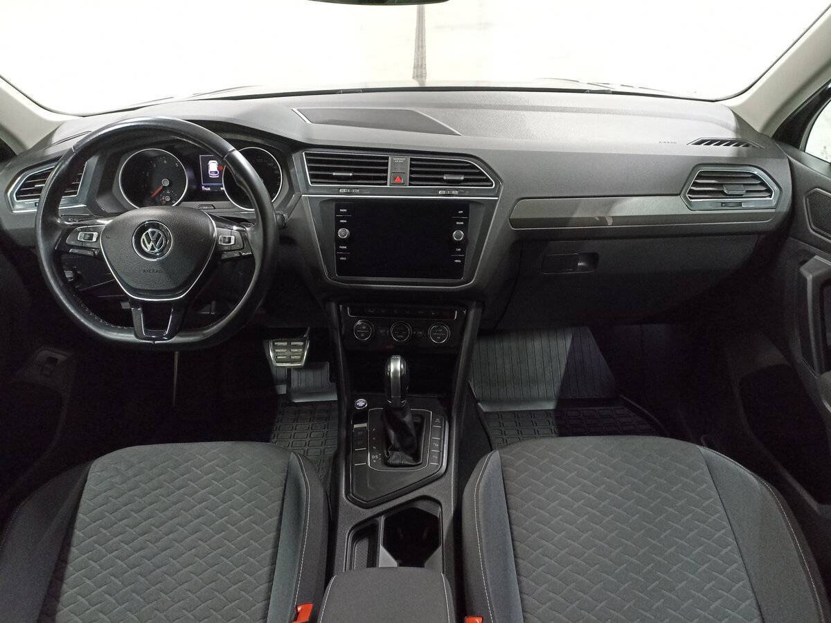 Купить Volkswagen Tiguan с пробегом. Фото: #13
