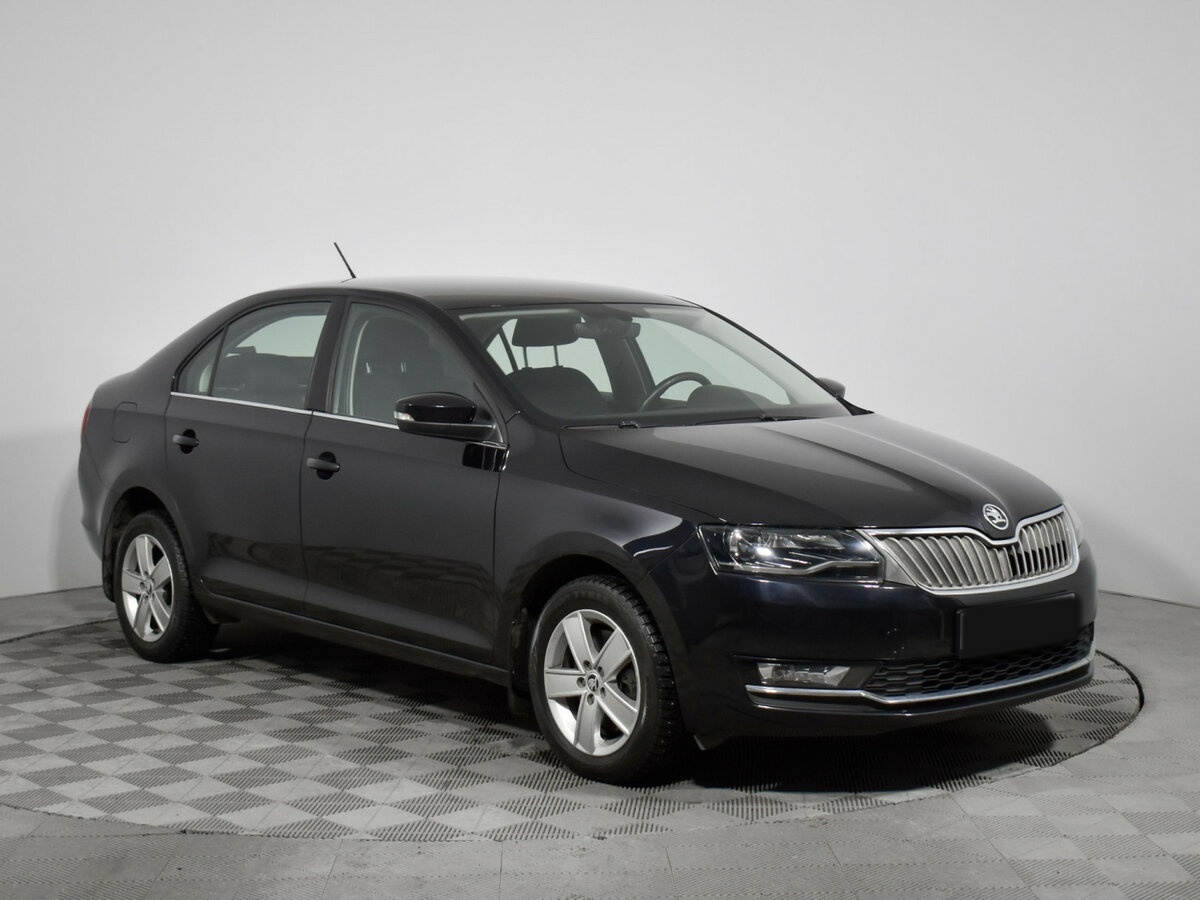 Купить Skoda Rapid с пробегом. Фото: #2
