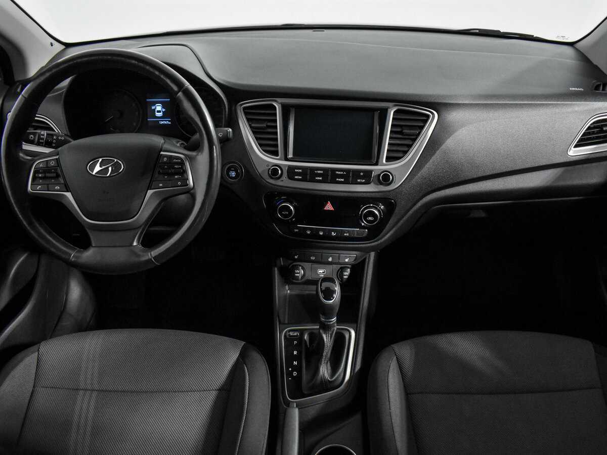 Купить Hyundai Solaris с пробегом. Фото: #15