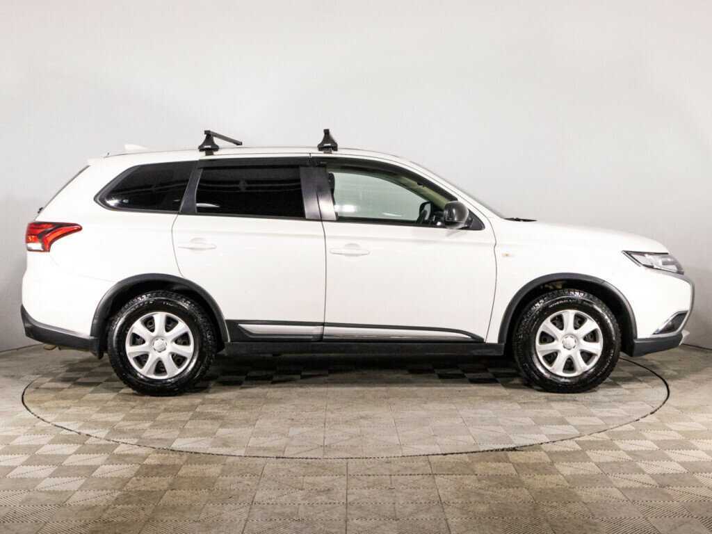 Купить Mitsubishi Outlander с пробегом. Фото: #3