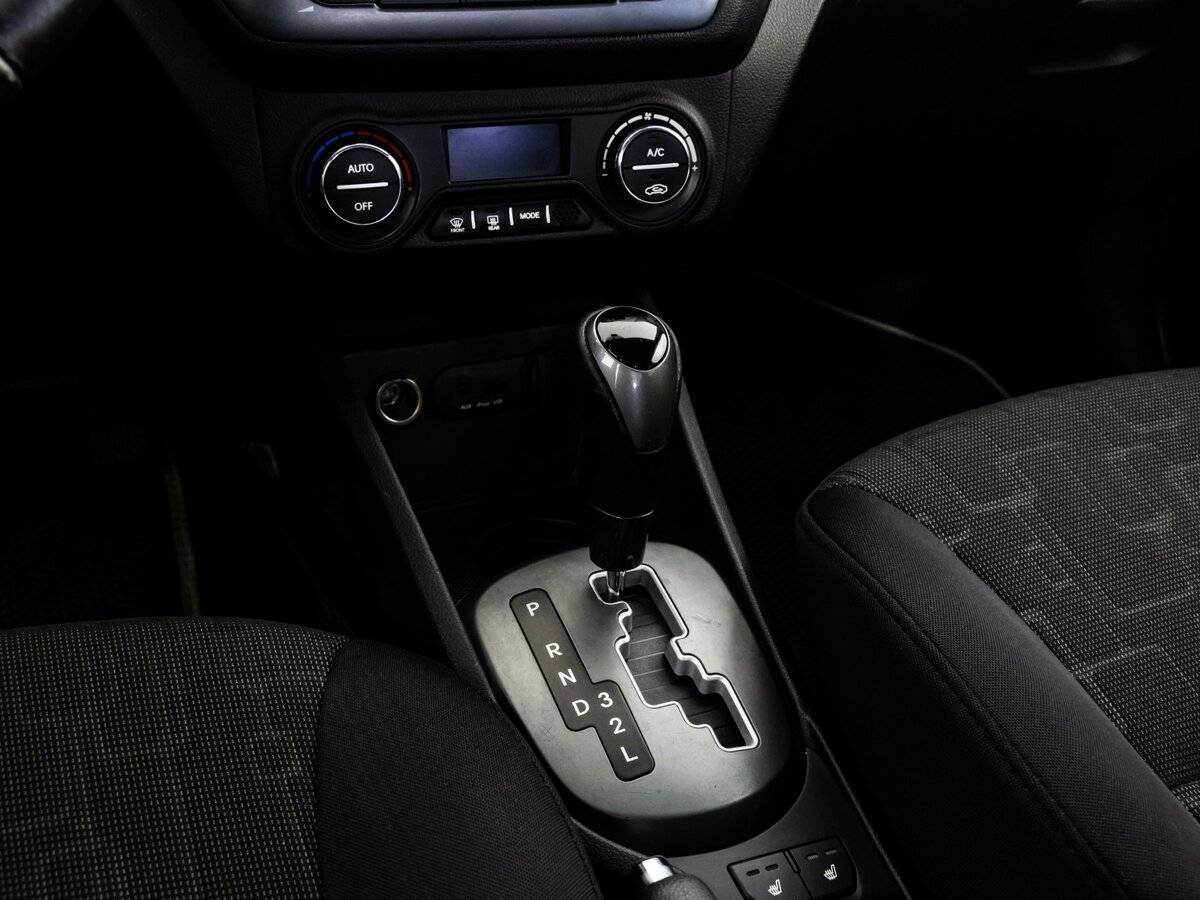Купить Kia Rio с пробегом. Фото: #9