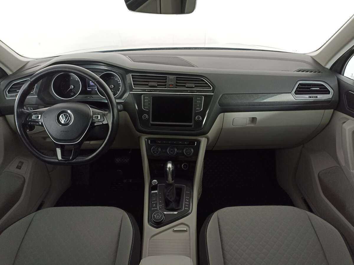 Купить Volkswagen Tiguan с пробегом. Фото: #13