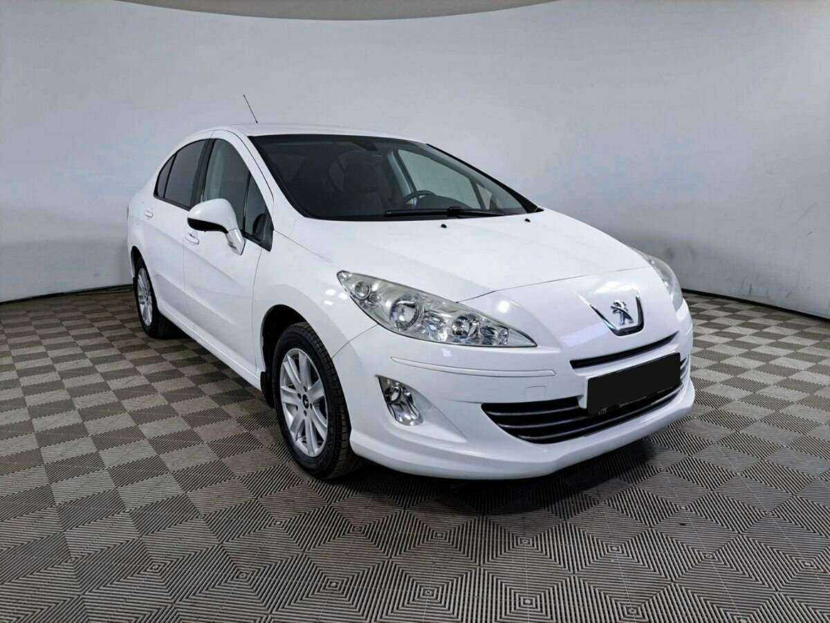 Купить Peugeot 408 с пробегом. Фото: #2