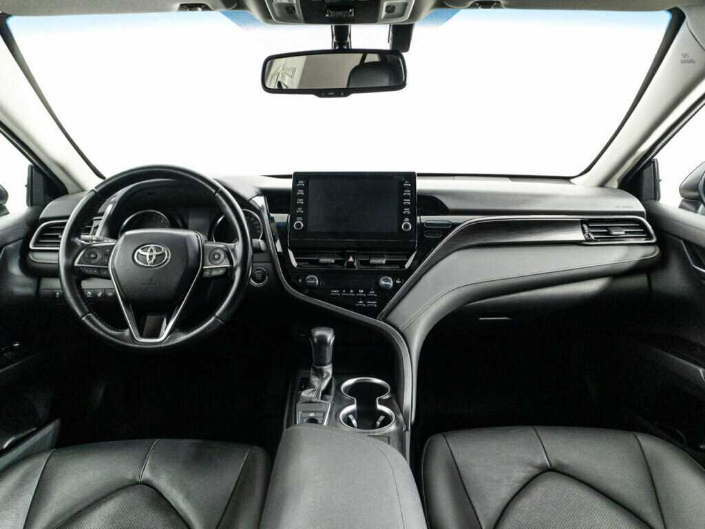 Купить Toyota Camry с пробегом. Фото: #12
