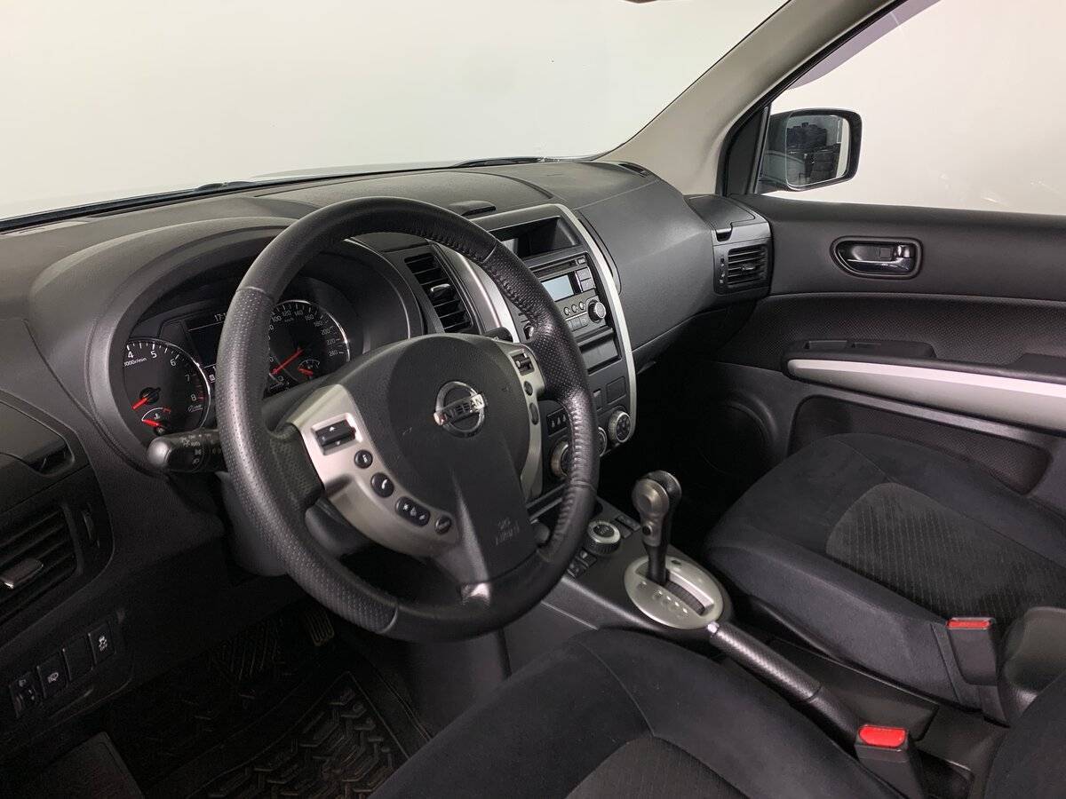 Купить Nissan X-Trail с пробегом. Фото: #10