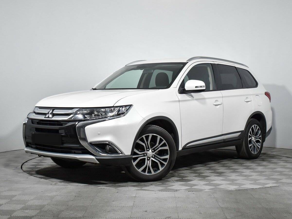 Купить Mitsubishi Outlander с пробегом. Посмотреть фото