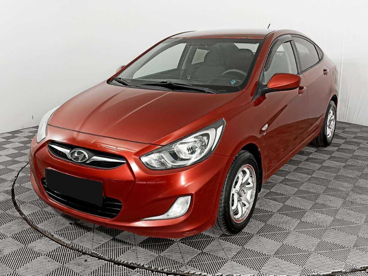 Купить Hyundai Solaris с пробегом. Посмотреть фото