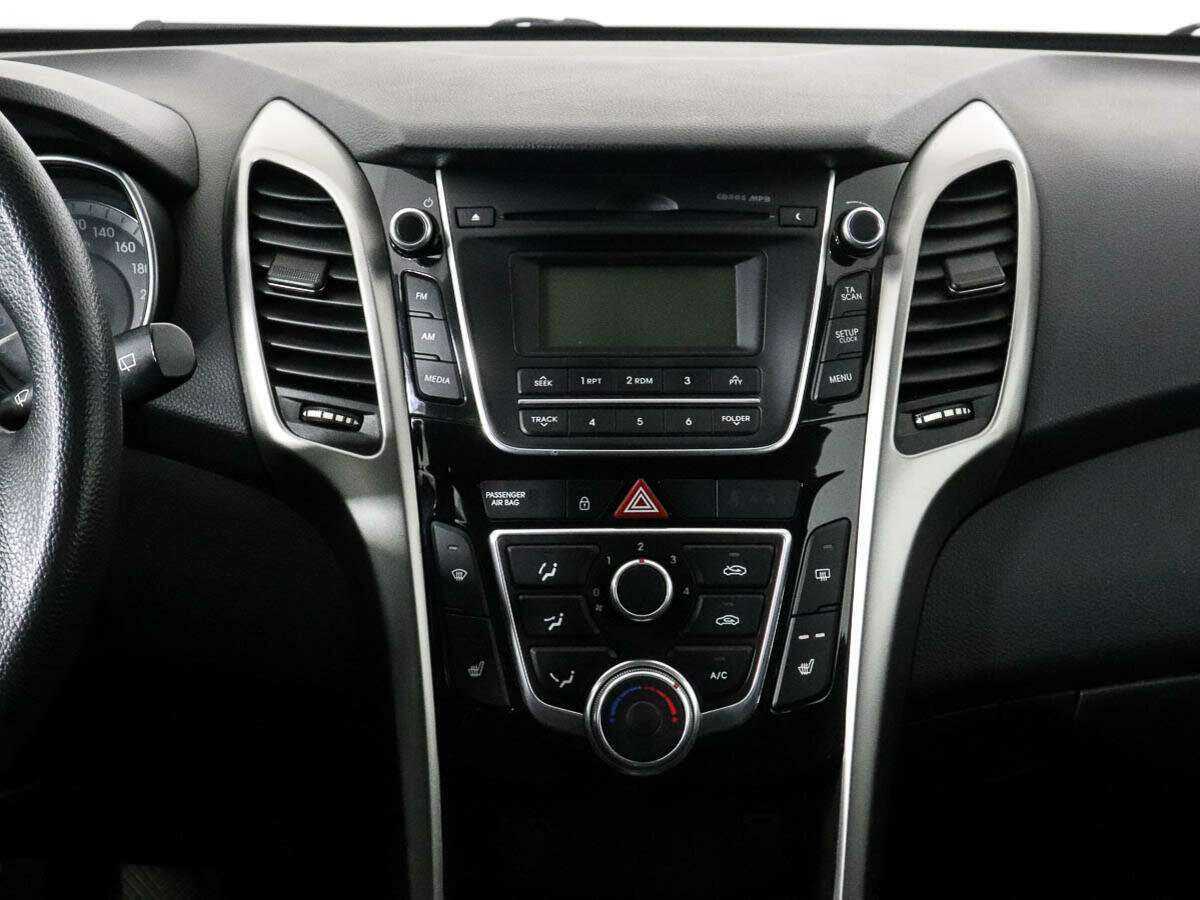 Купить Hyundai i30 с пробегом. Фото: #11