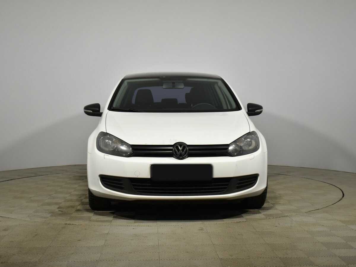 Купить Volkswagen Golf с пробегом. Фото: #1