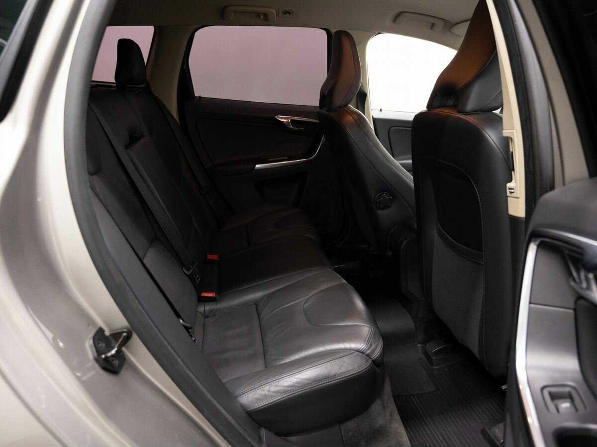 Купить Volvo XC60 с пробегом. Фото: #9