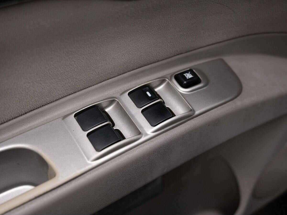 Купить Mitsubishi Pajero Sport с пробегом. Фото: #15