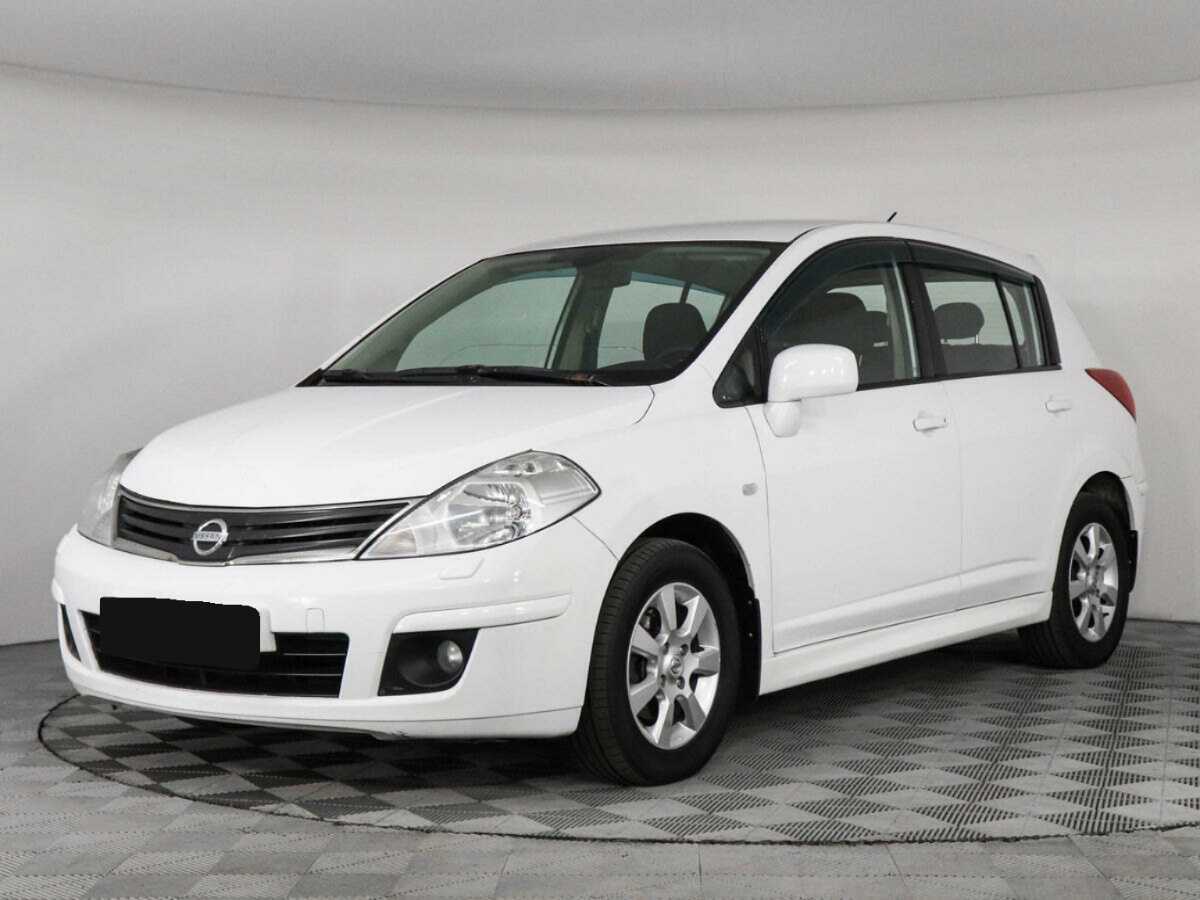Купить Nissan Tiida с пробегом. Посмотреть фото