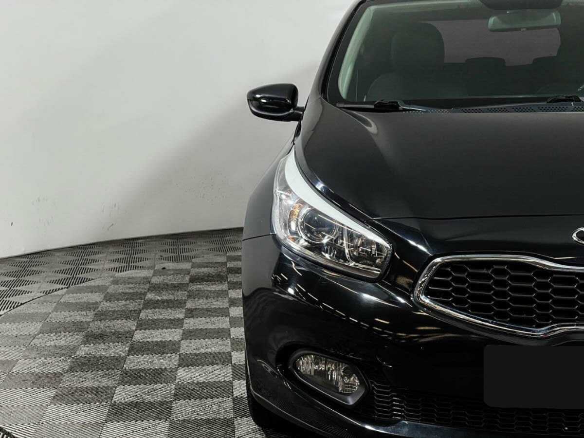 Купить Kia Ceed с пробегом. Фото: #12