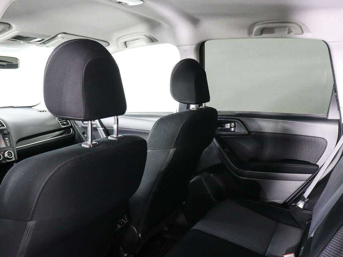 Купить Subaru Forester с пробегом. Фото: #10