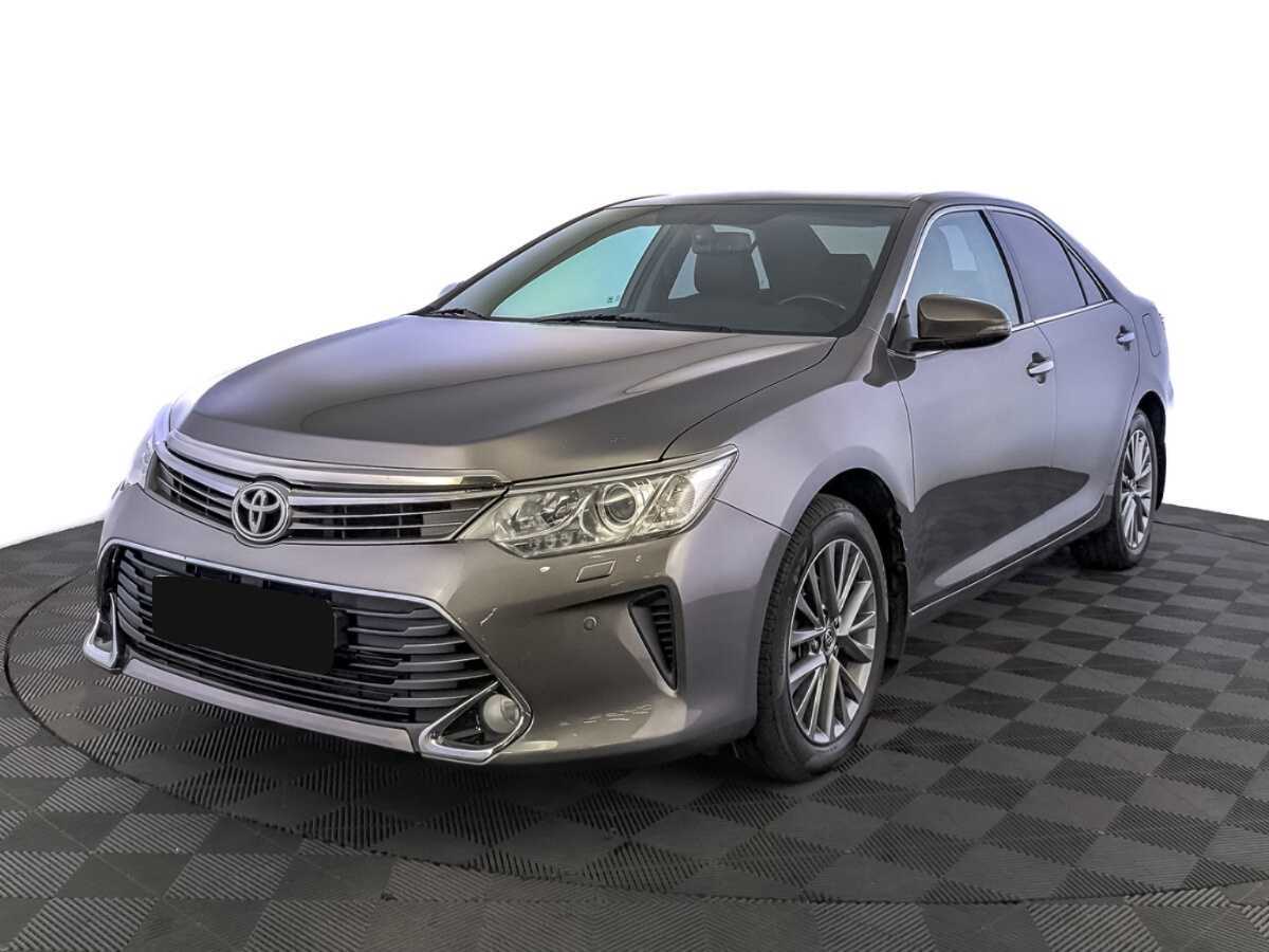 Купить Toyota Camry с пробегом. Фото: #0
