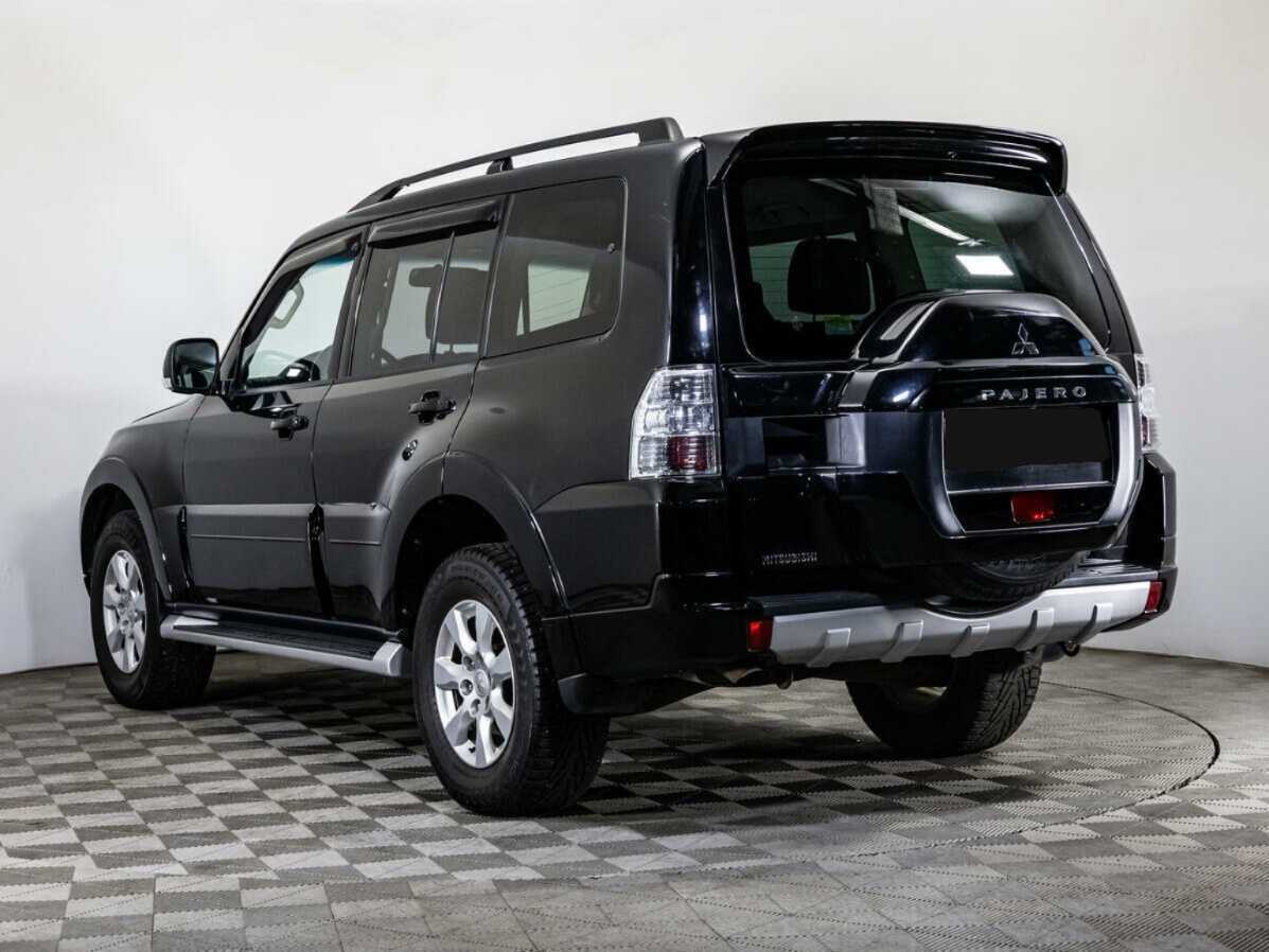 Купить Mitsubishi Pajero с пробегом. Фото: #5