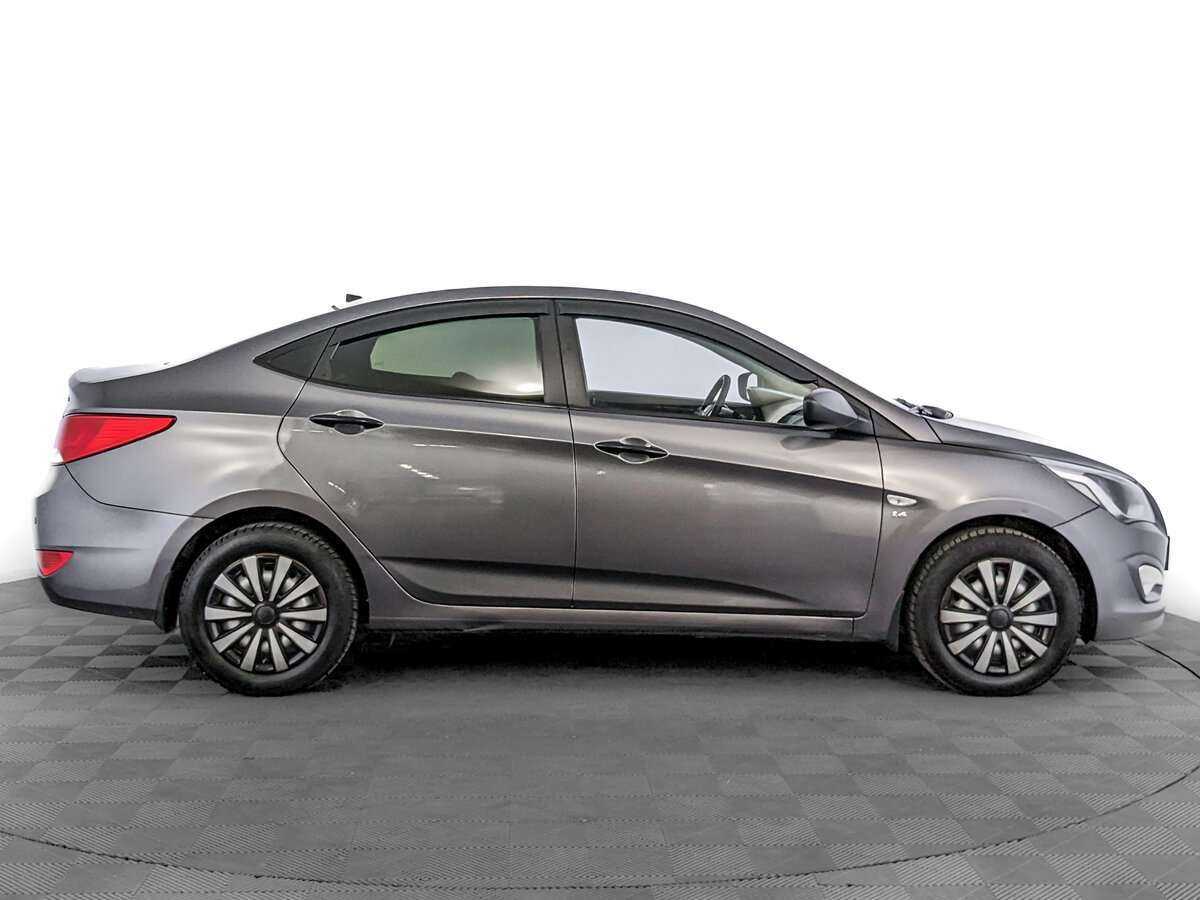 Купить Hyundai Solaris с пробегом. Фото: #3
