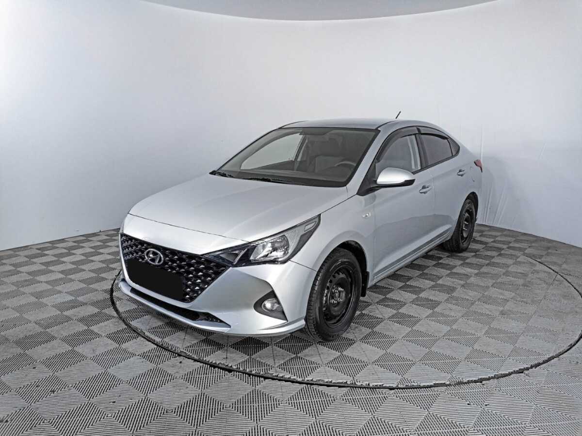 Купить Hyundai Solaris с пробегом. Фото: #0