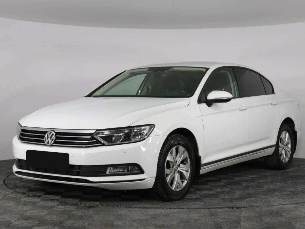 Купить Volkswagen Passat с пробегом. Посмотреть фото