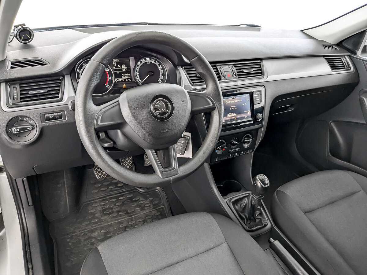 Купить Skoda Rapid с пробегом. Фото: #15