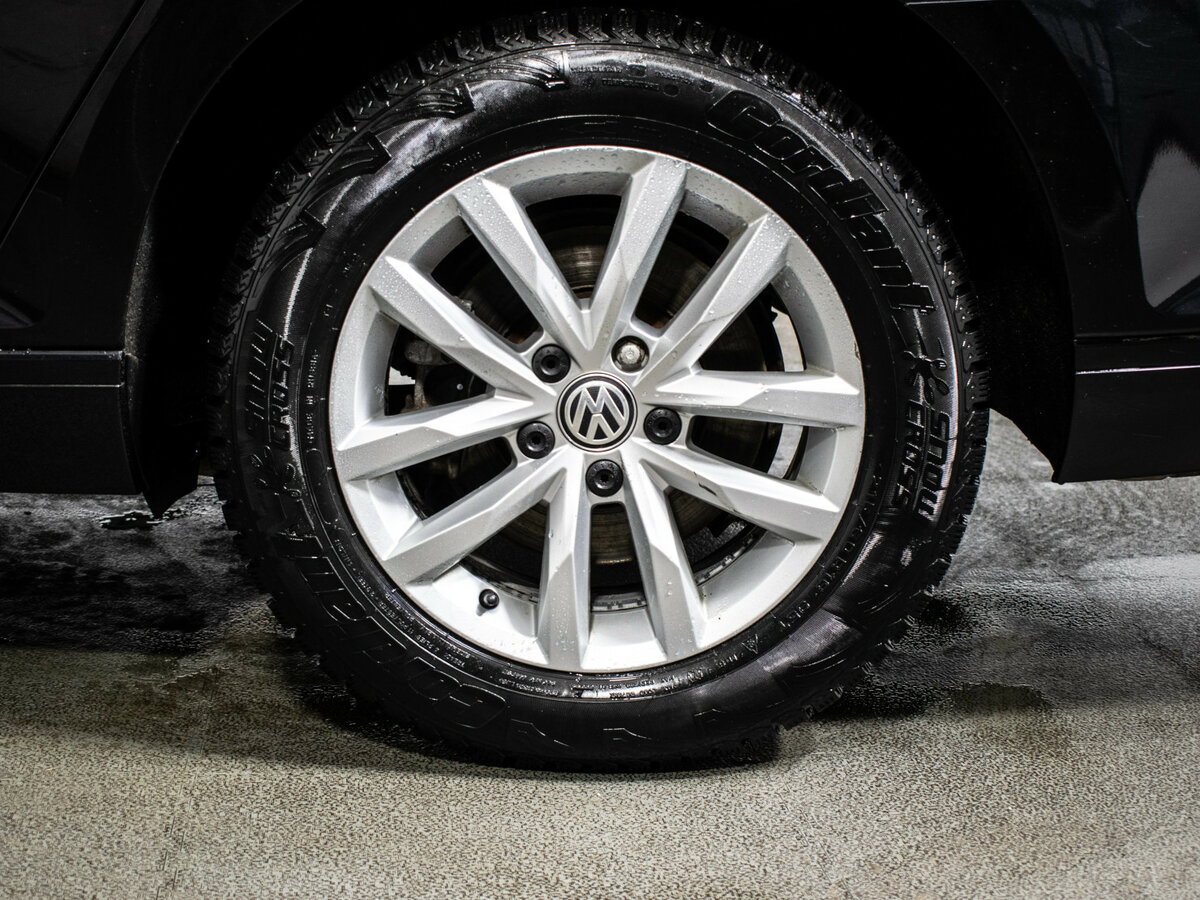 Купить Volkswagen Passat с пробегом. Фото: #15