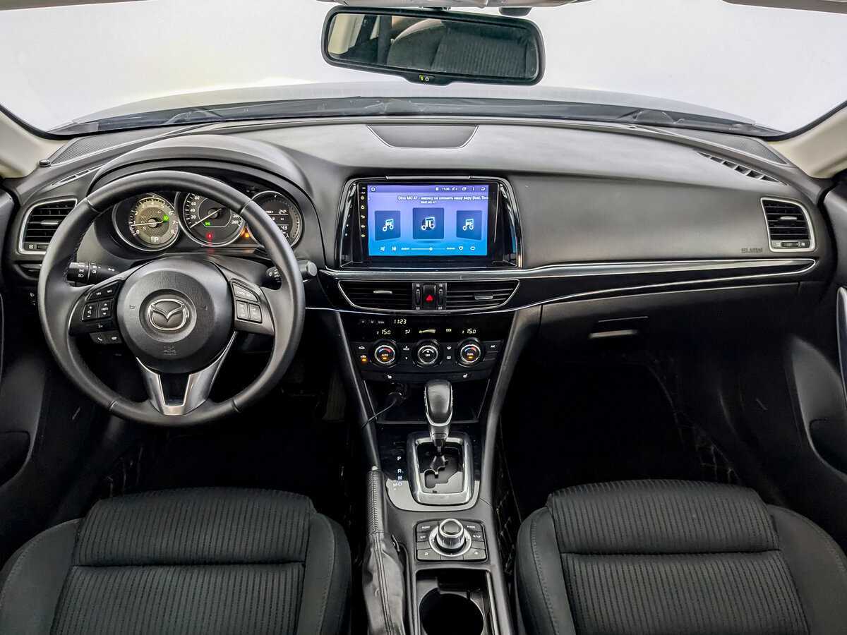 Купить Mazda 6 с пробегом. Фото: #11