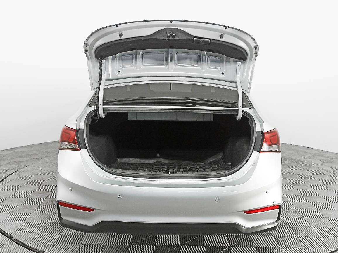 Купить Hyundai Solaris с пробегом. Фото: #9