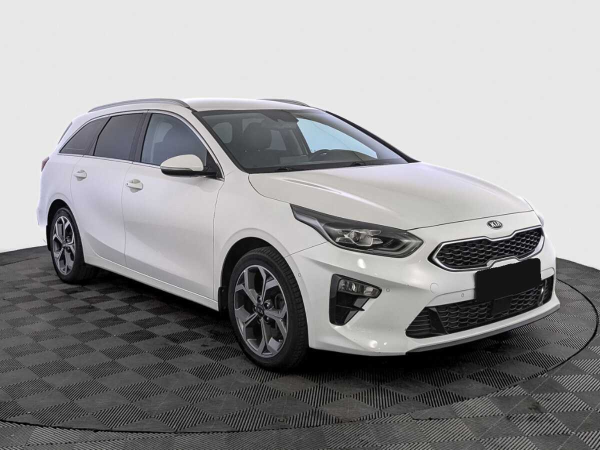 Купить Kia Ceed с пробегом. Фото: #2