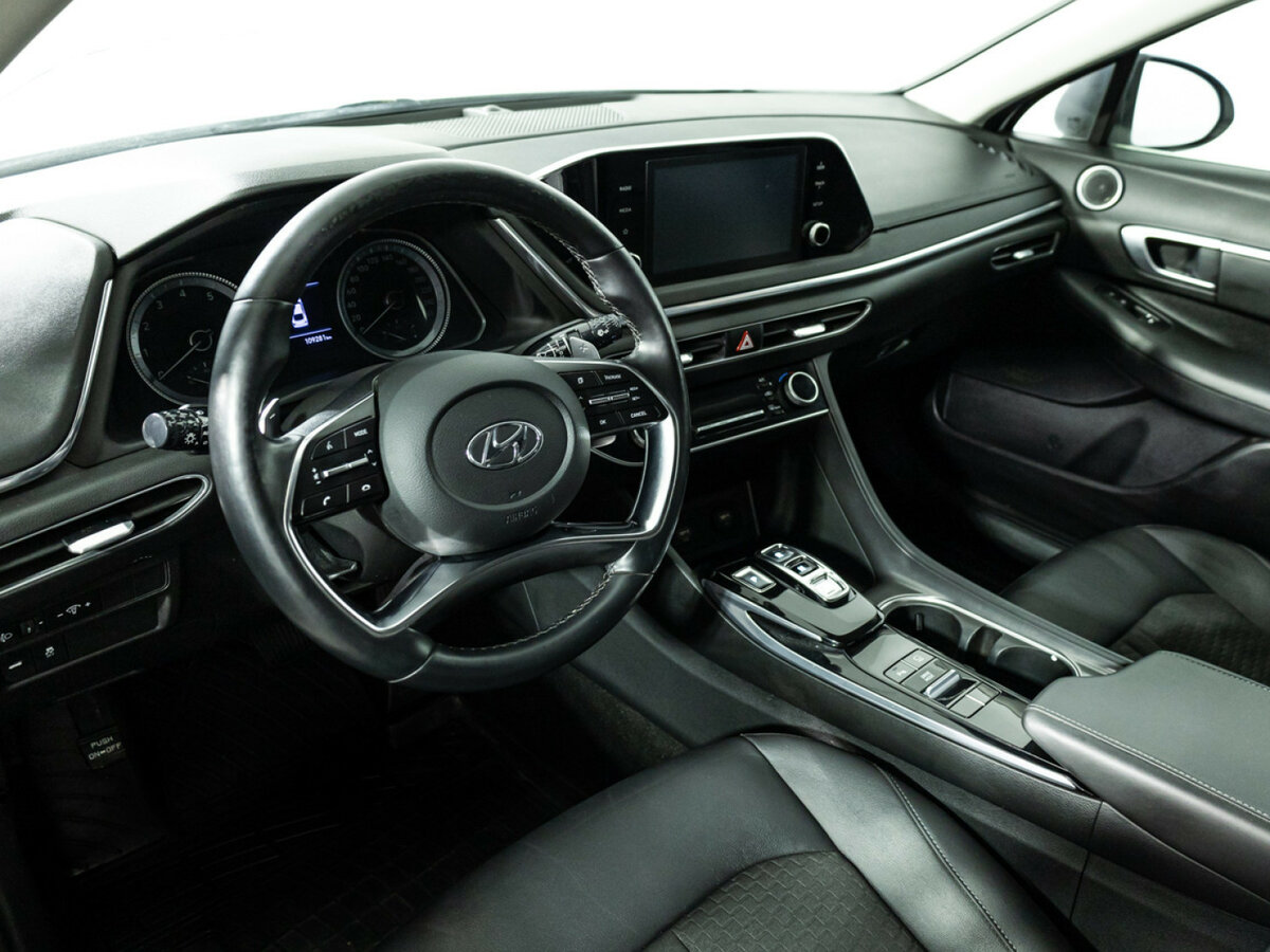 Купить Hyundai Sonata с пробегом. Фото: #10