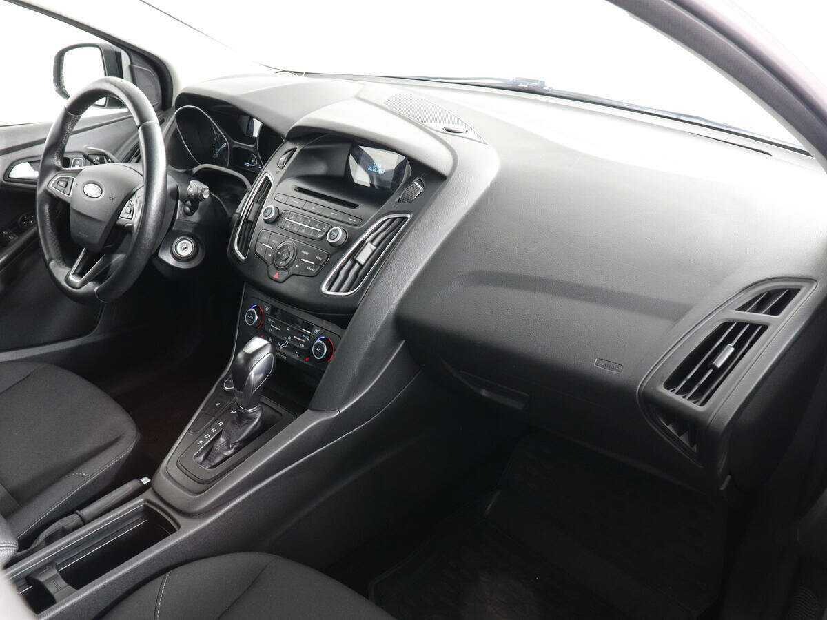 Купить Ford Focus с пробегом. Фото: #9