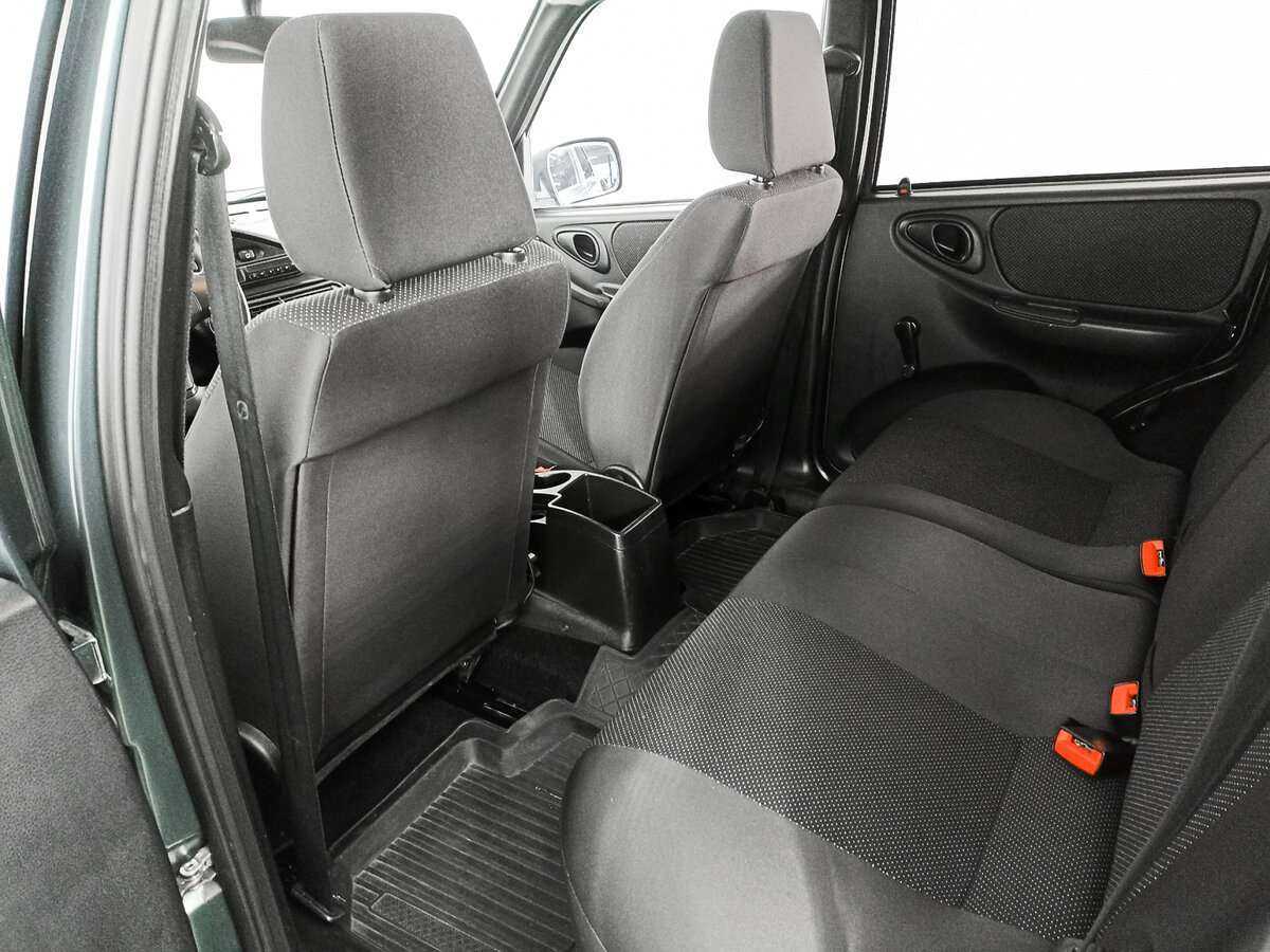 Купить Chevrolet Niva с пробегом. Фото: #9